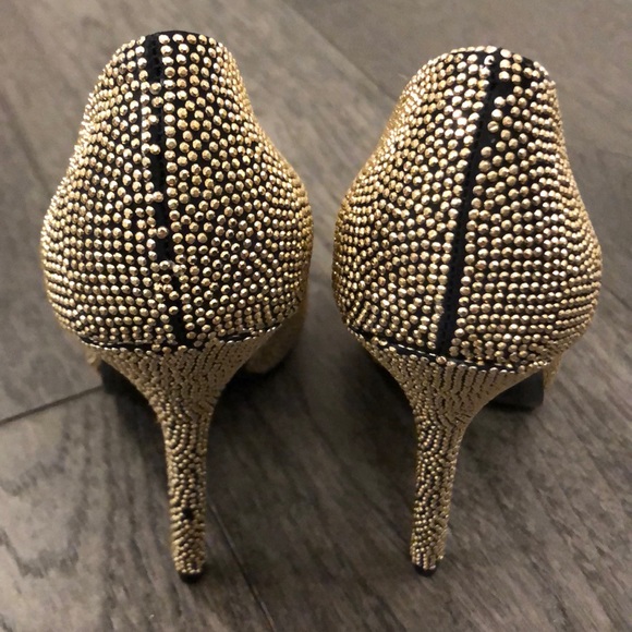 Nina’s Woman’s pumps - Picture 4 of 7